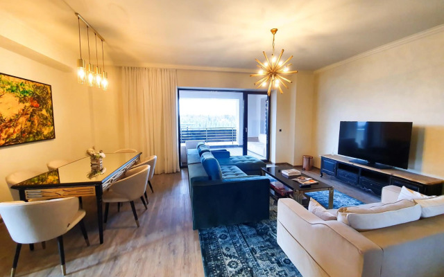 Silver Fox Residence