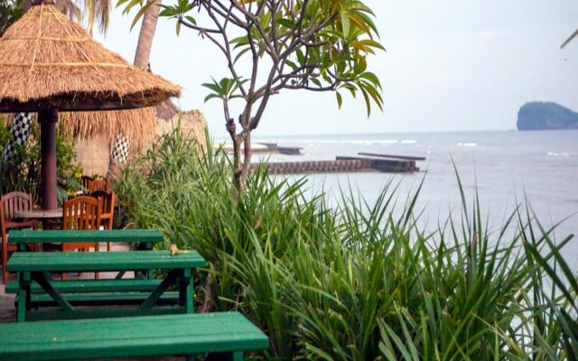 Puri Pandan Restaurant & Bungalows