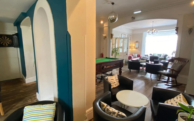 Marlborough Hotel