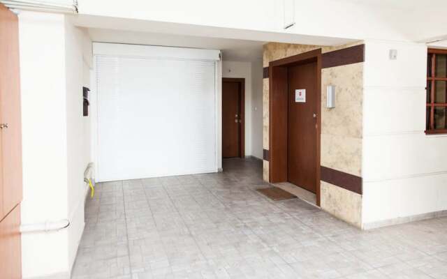 Elegant & Spacious  Apt. with Sea View