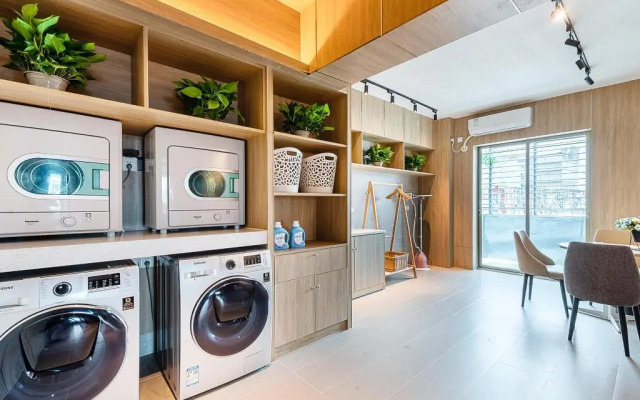 Lavande Hotel (Zhongshan Shiqi Daxin Xinduhui,North of Zhongshan Railway Station)