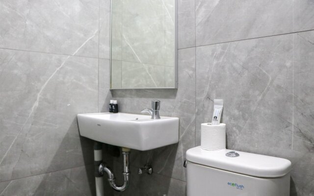 Cozy And Comfort Stay Studio Sayana Bekasi Apartment