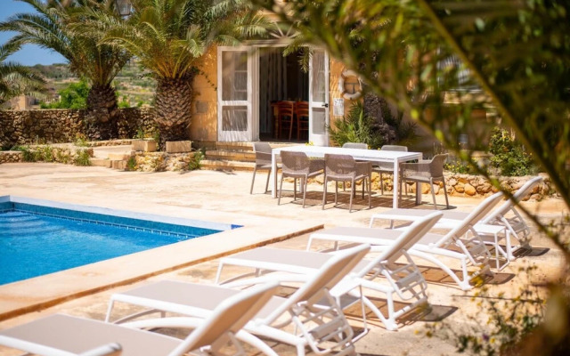 Sinjura - Xaghra Holiday Home
