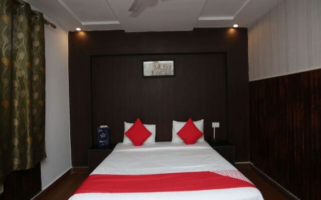 Hotel Marigold Drive Inn  by OYO Rooms