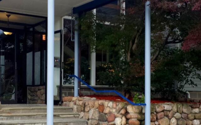 Travelodge Farmington