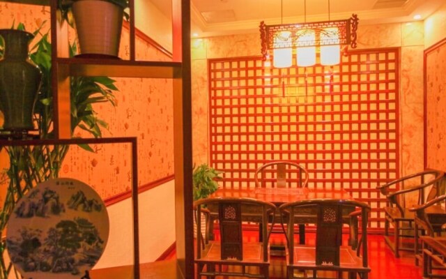 GreenTree Inn Shanghai Songjiang Dongjing Tongle Road Happy Valley Bus