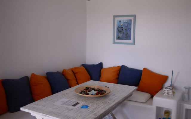 Mykonos Supreme Comfort Suites & Villas