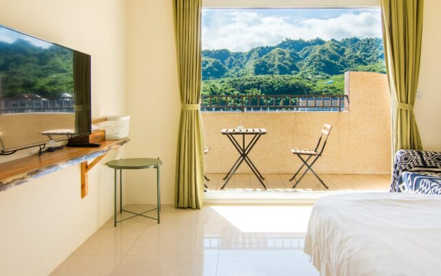 Cozy Green Guest House