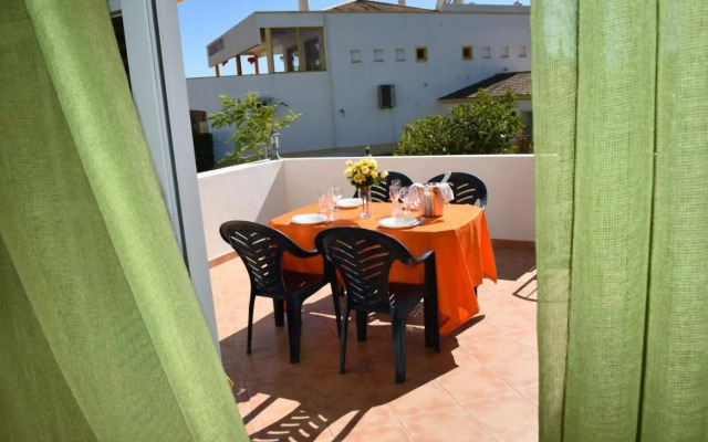 Townhouse 700m from Sao Rafael Beach