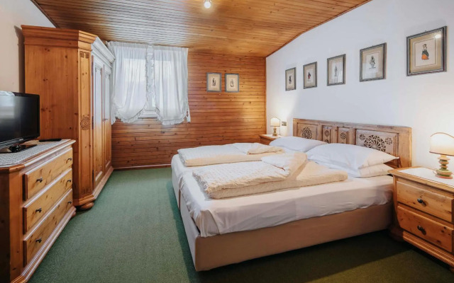 Hotel Menardi