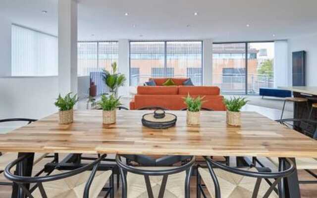 Host Stay The Knight Street Penthouse I