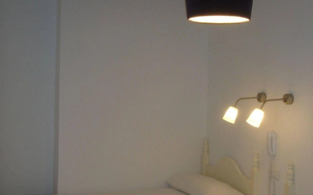 Hostal Arias