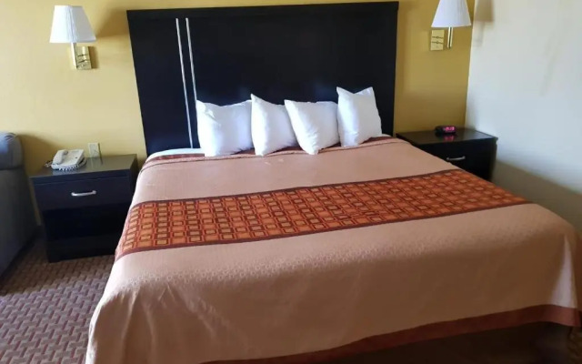 Rodeway Inn & Suites
