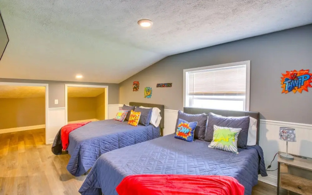 Charming Cadillac Retreat w/ Private Hot Tub!