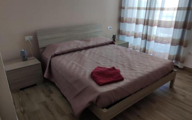 La Perla Holiday Home