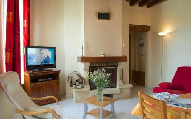 Gîte Bucey-en-Othe, 3 pièces, 4 personnes - FR-1-543-8