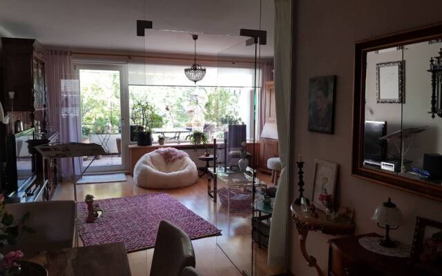 Private Apartment Zeisigstraße