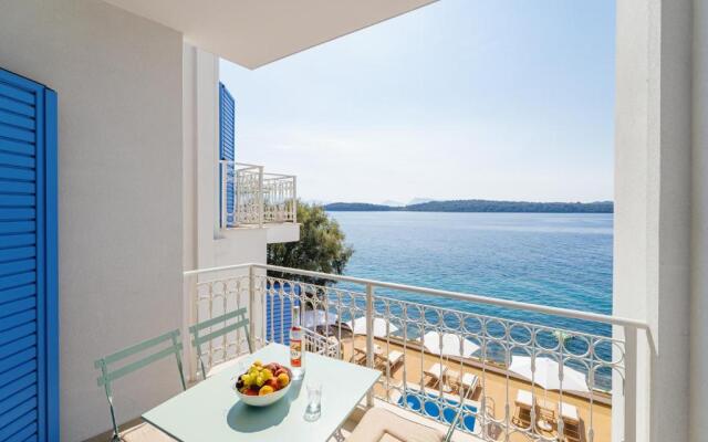 Lefkada Blue Luxury Apartments, Perigiali A5 Entrance Level