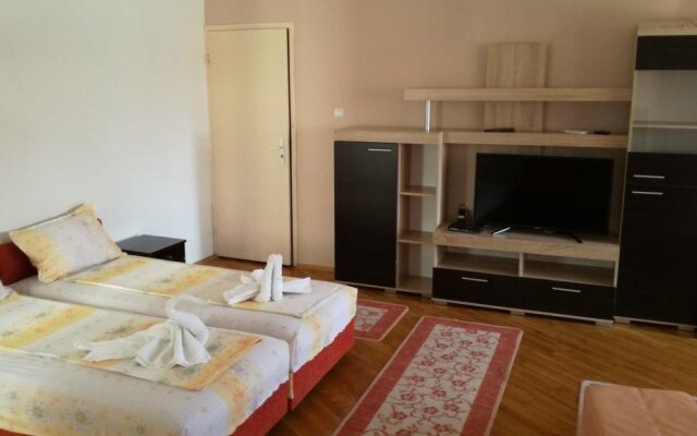 Guest house Zora 1