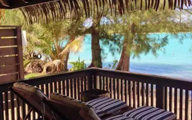 Muri Shores