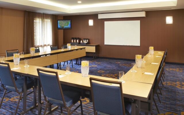 Courtyard by Marriott Toledo Rossford/Perrysburg