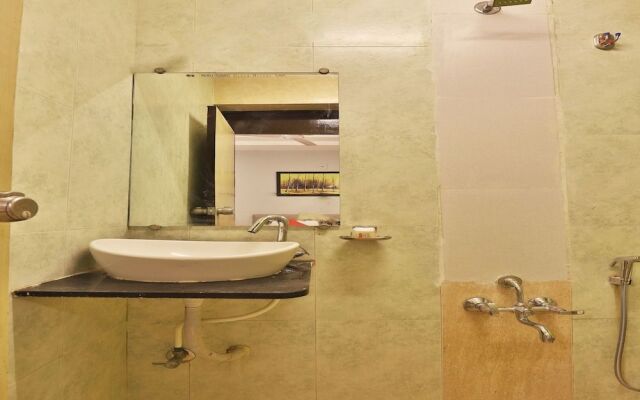 OYO 3914 Hotel Legend