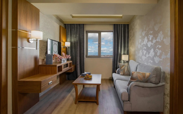 Gems Hotel