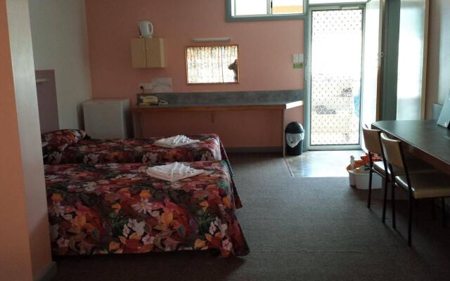 Jacaranda Motor Lodge