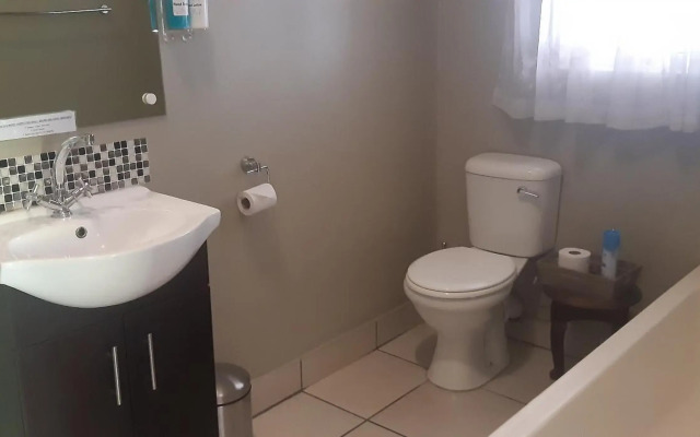 Die Tuis Huis Selfcatering Guesthouse