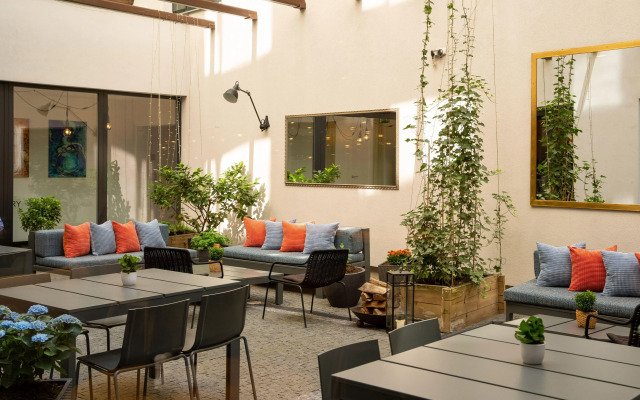 Отель INNSIDE by Melia Prague Old Town