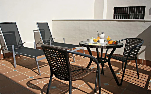 Living Sevilla Apartments