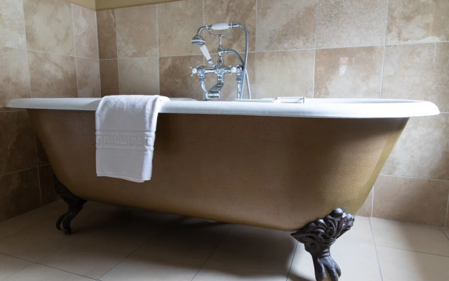 Spread Eagle Hotel and Spa