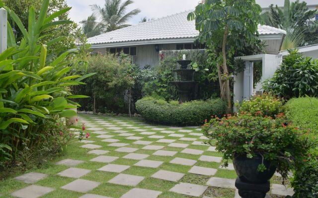 The Hen Hua Hin Private Beach Villa