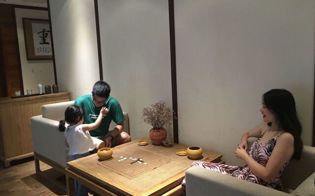 Chengdu Chuanjia Heyuan Theme Hotel