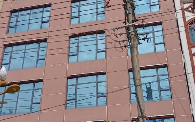 Zhenxiong Qingtian Business Hotel