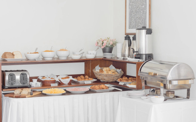 Palm Beach Plaza Hotel