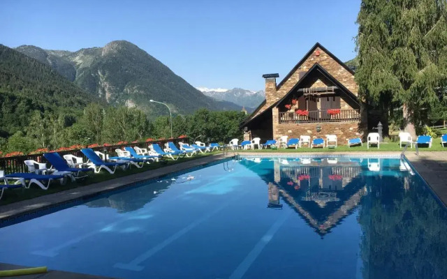 Hotel Petit Lacreu