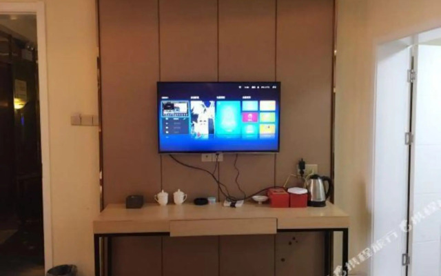 Wuxue 520 Theme Hotel