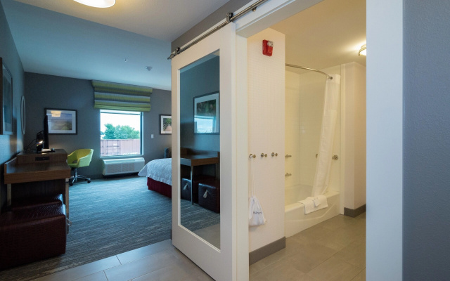 Hampton Inn & Suites Allen Park