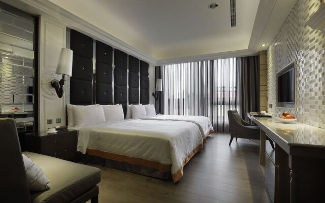 Puli Ease Hotel