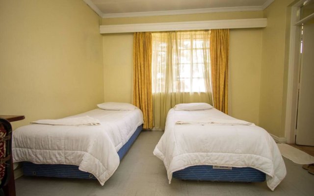 Benliza Guest House - Adults Only