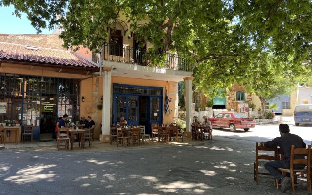 Villa Amvrosia in Armeni