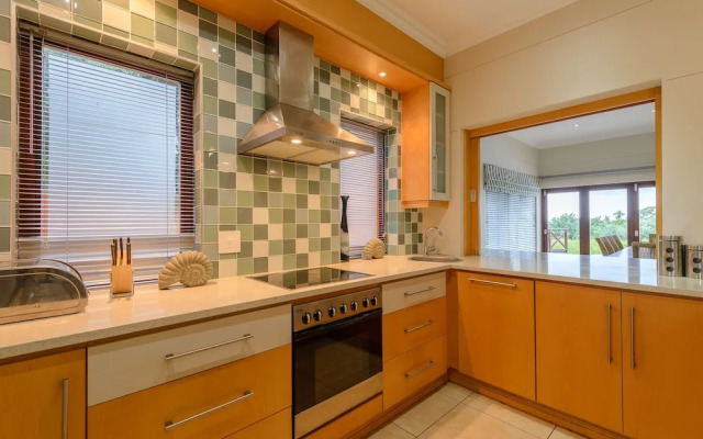 San Lameer Villa Rentals 14407