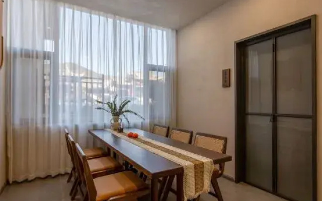 Lijiang Yixi Yixia Designer's Light - luxury Homestay (Gucheng Store)