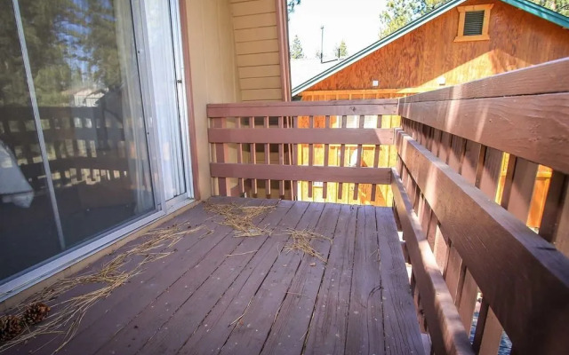 Sutherland 1055 by RedAwning