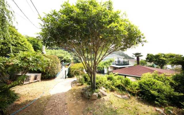 Geojedo Hakdong Mongdol Pension