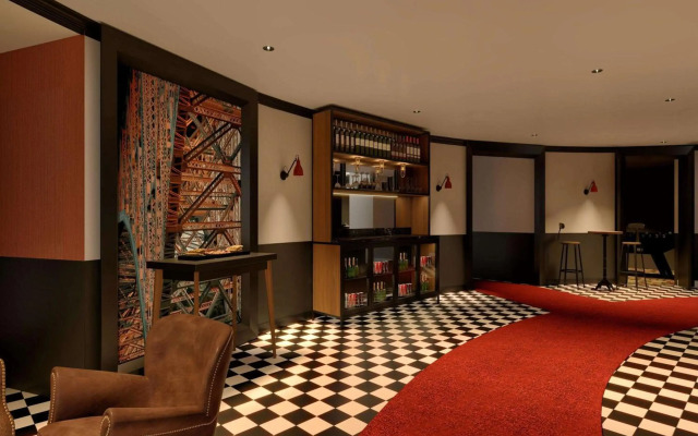 Mercure Paris Centre Tour Eiffel Hotel