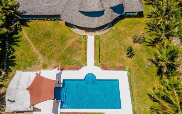 Rozzies Beach Villa KILIFI