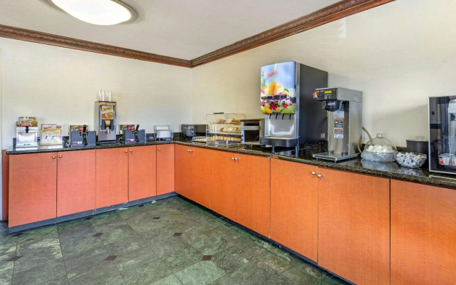 Econo Lodge