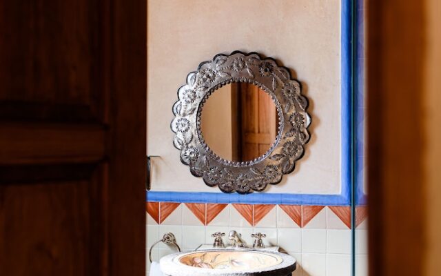 Riad Mellado by Grupo Afekto